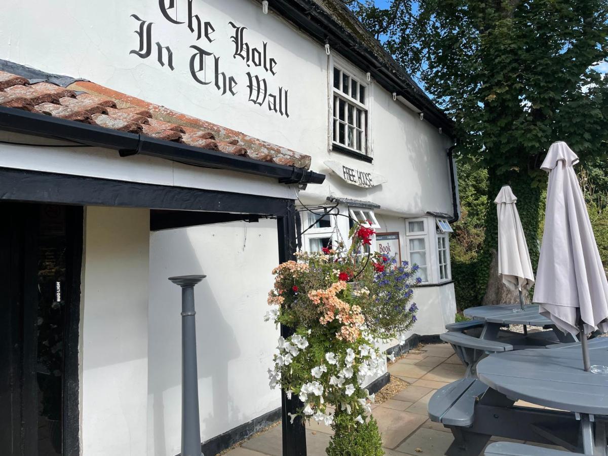 The Hole In The Wall Little Wilbraham ภายนอก รูปภาพ